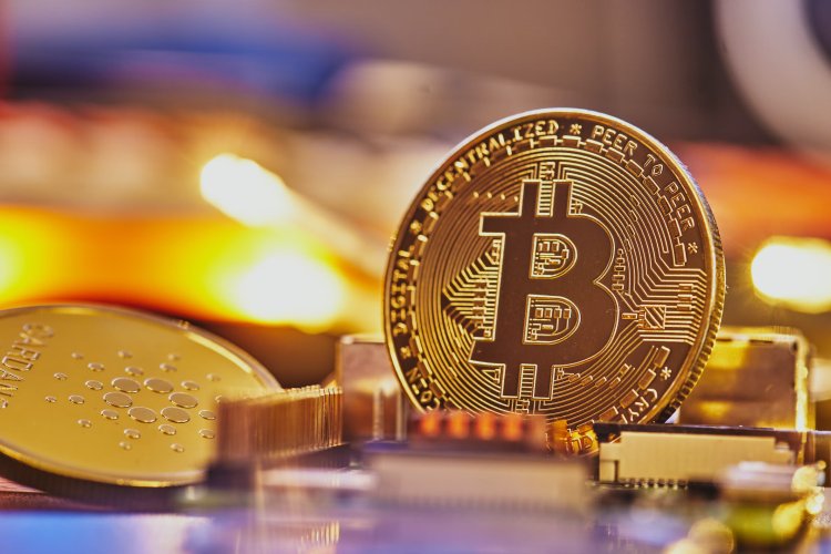 Bitcoin koers herstelt na enorme crash van vorig jaar
